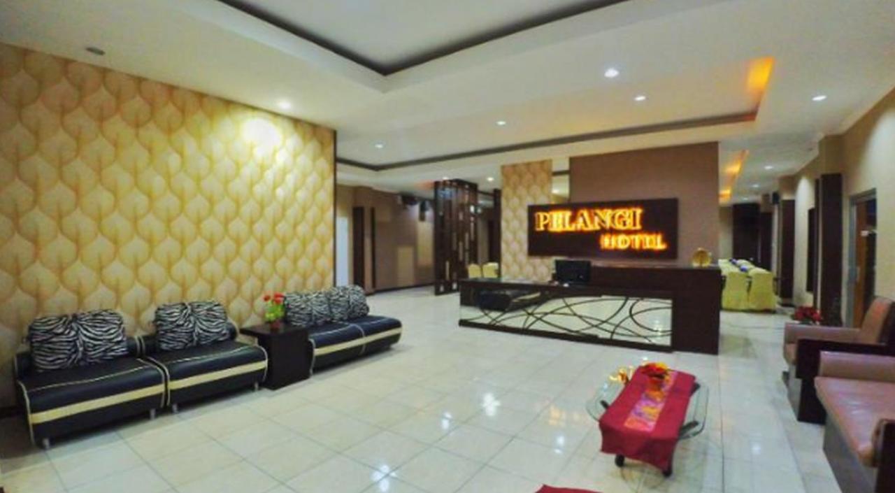 Hotel Pelangi Купанґ Екстер'єр фото